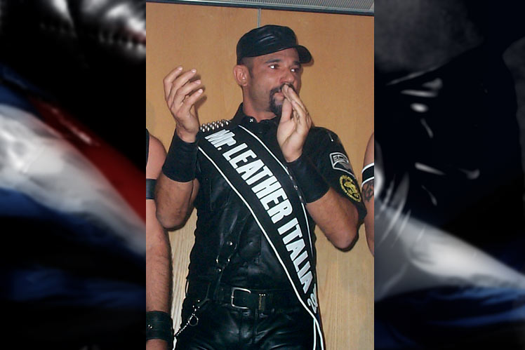 MR. LEATHER EUROPE 2002 - Presentazione [Paris - 19 ottobre 2002]